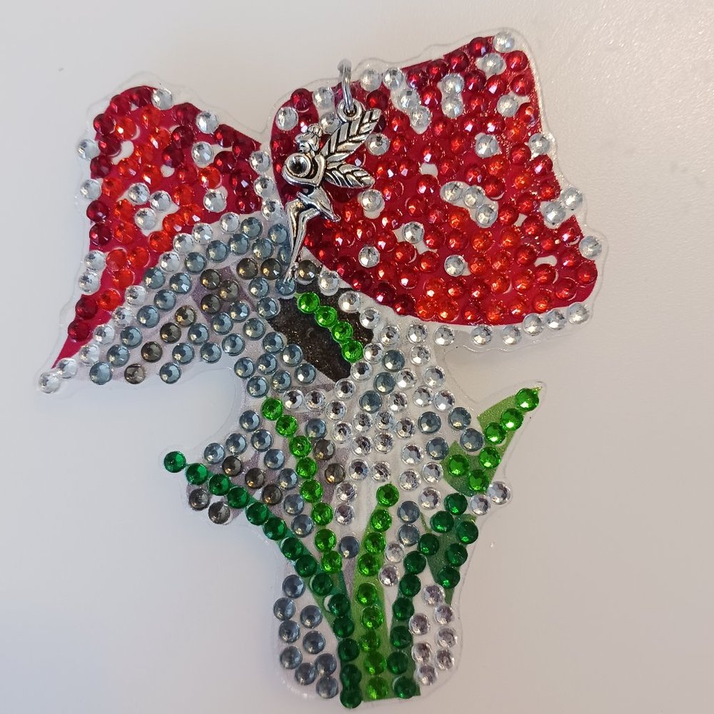 Magner mushroom fairie charm